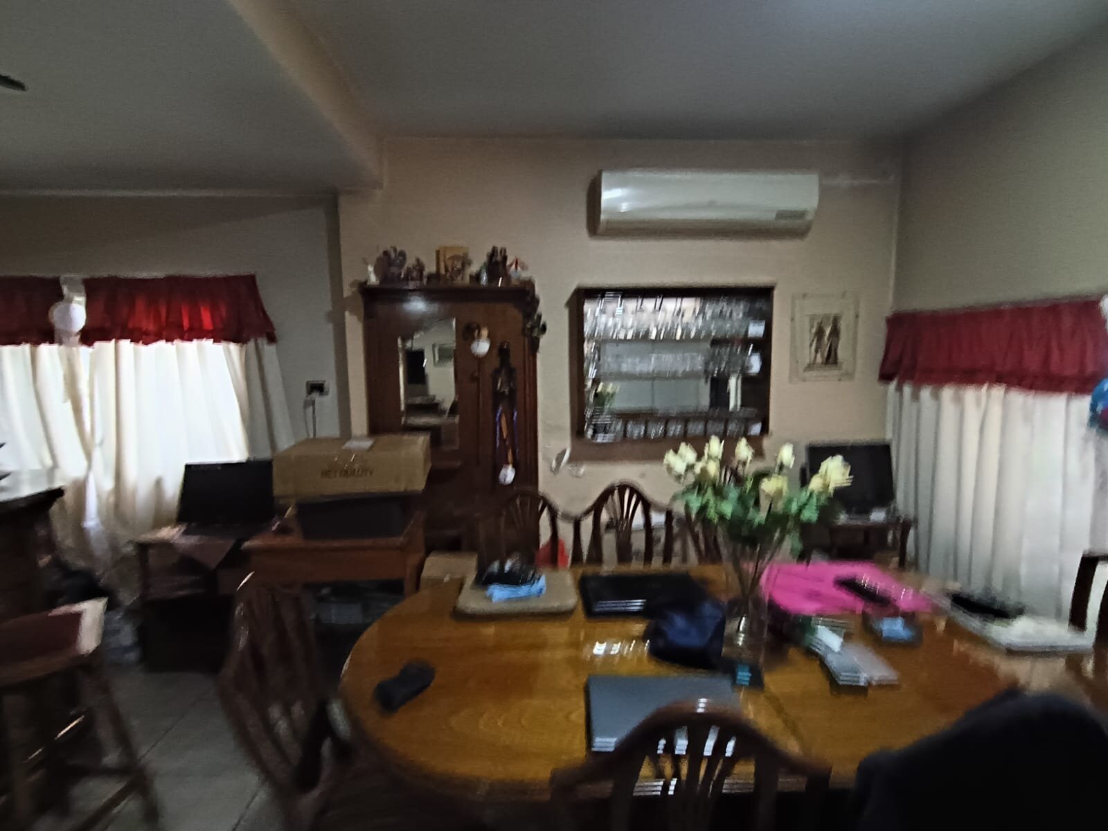 CASA AMPLIA EN LOTE PROPIO CON 4 DORMITORIOS Y EN DOS PLANTAS, Saladillo 5000 - Villa Lugano - 4
