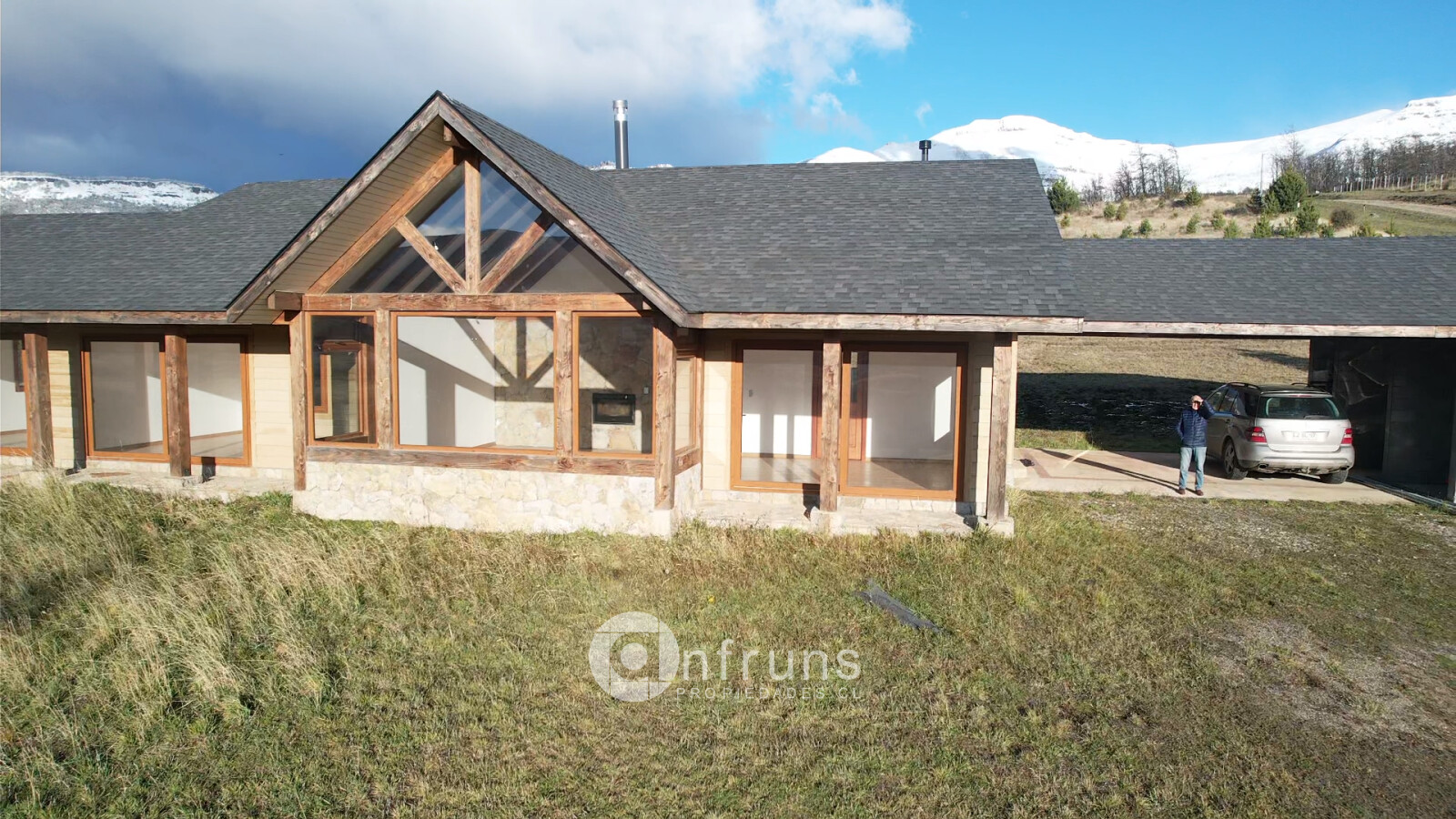 Parcela en Venta en Coyhaique | 4 Dormitorios | 3 Baños | 255 m² | UF 11.500 - 3