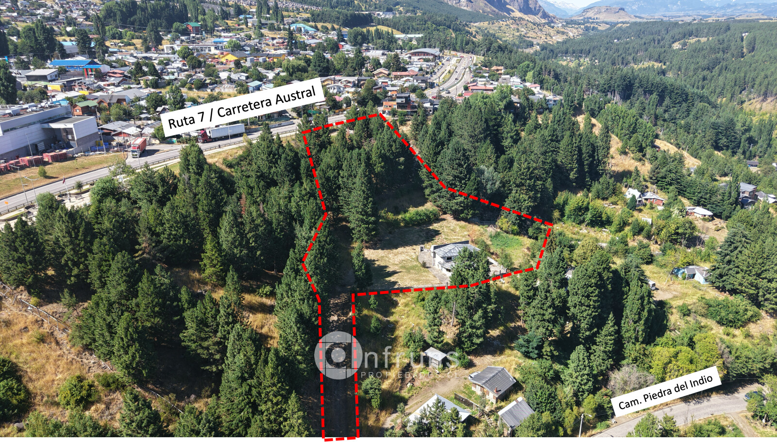 Lodge en Venta en Coyhaique | 15 Dormitorios | 15 Baños | 1077 m² | UF 7.583 - 10