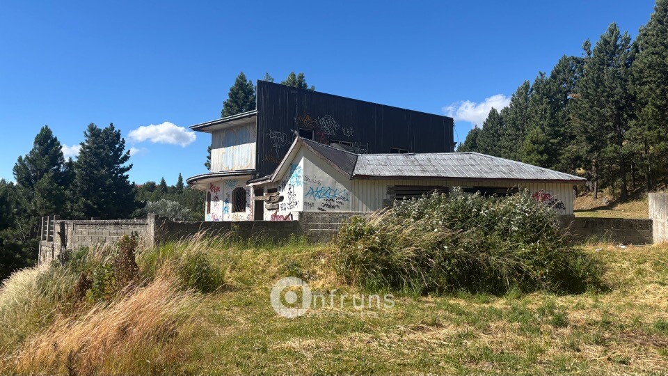 Lodge en Venta en Coyhaique | 15 Dormitorios | 15 Baños | 1077 m² | UF 7.583 - 3
