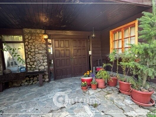 Casa en Venta en Coyhaique | 15 Dormitorios | 4 Baños | 365 m² | UF 9.000 - 3