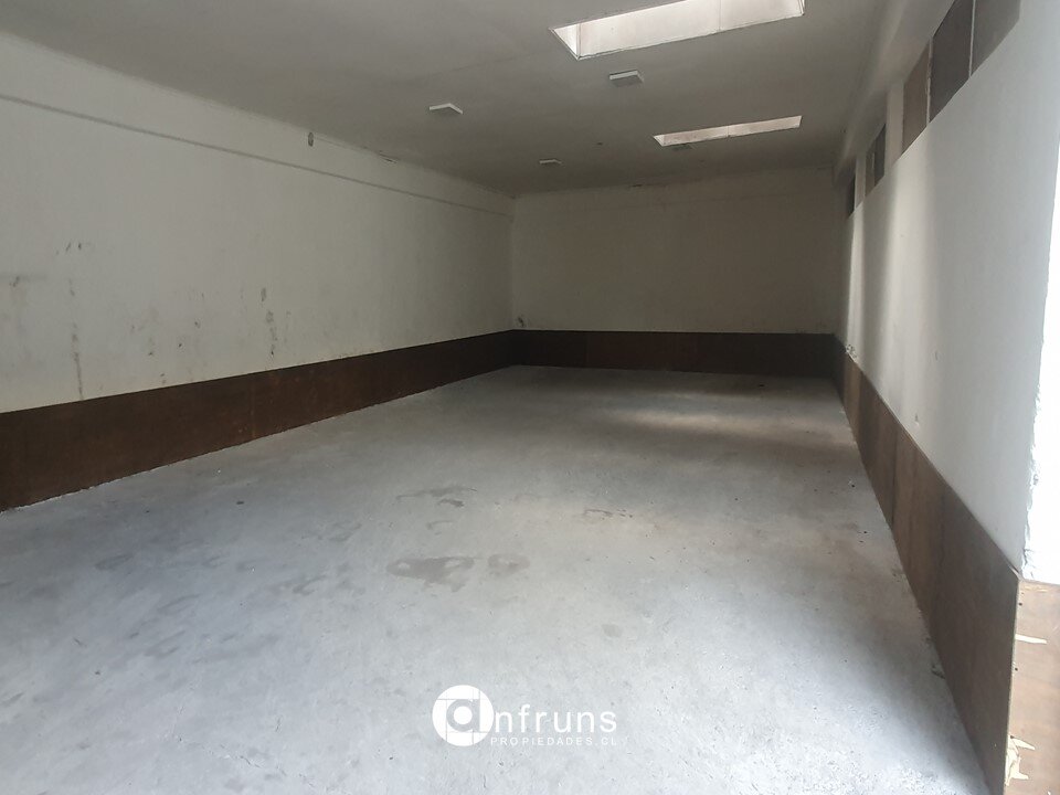 House for Sale in Coyhaique | 15 Bedrooms | 1 Bathroom | 800 m² | UF 100 - 3