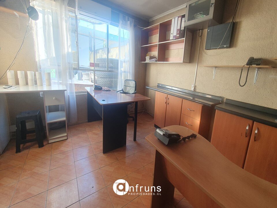 House for Sale in Coyhaique | 15 Bedrooms | 1 Bathroom | 800 m² | UF 100 - 6