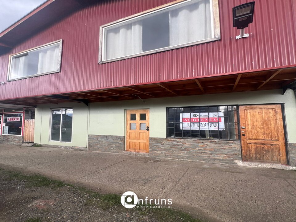 Céntrico Local Comercial / 12 de octubre Coyhaique