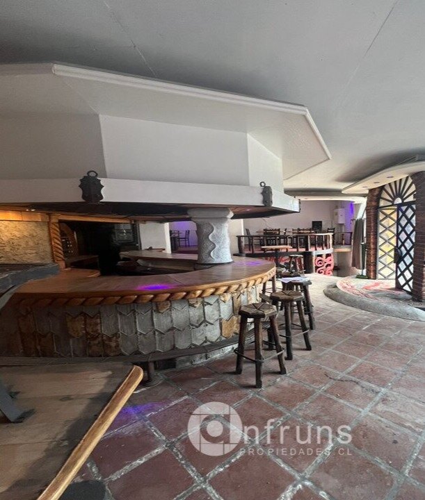 Local Comercial en Venta en Coyhaique | 3 Dormitorios | 6 Baños | 46025 m² | UF 18.000 - 2