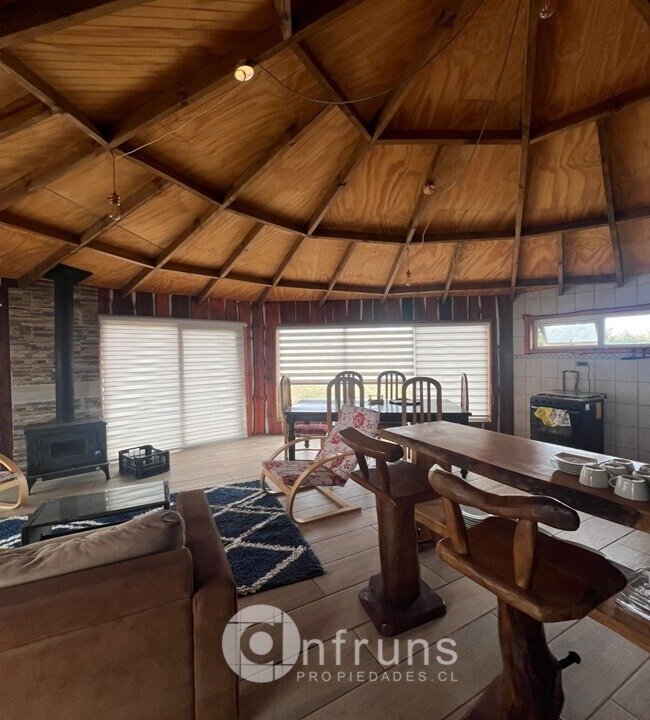 Cabaña en Venta en Coyhaique | 3 Dormitorios | 2 Baños | 105 m² | UF 15 - 2