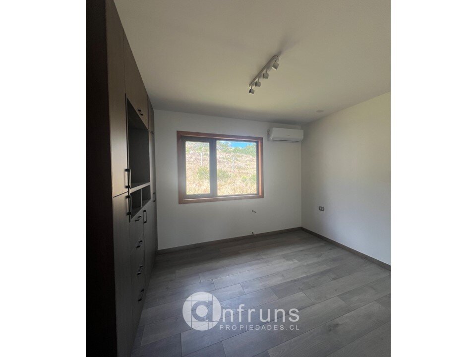 Parcela en Venta en Region de Aysen | 15 Dormitorios | 3 Baños | 185 m² | UF 7.400 - 9