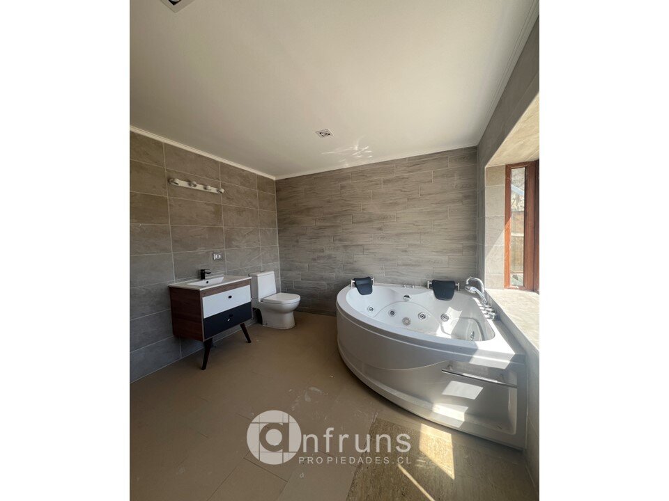 Parcela en Venta en Region de Aysen | 15 Dormitorios | 3 Baños | 185 m² | UF 7.400 - 12