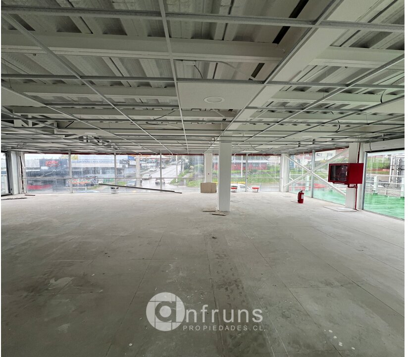 Terreno en Venta en Coyhaique | 15 Dormitorios | 3 Baños | 652 m² | UF 200 - 4
