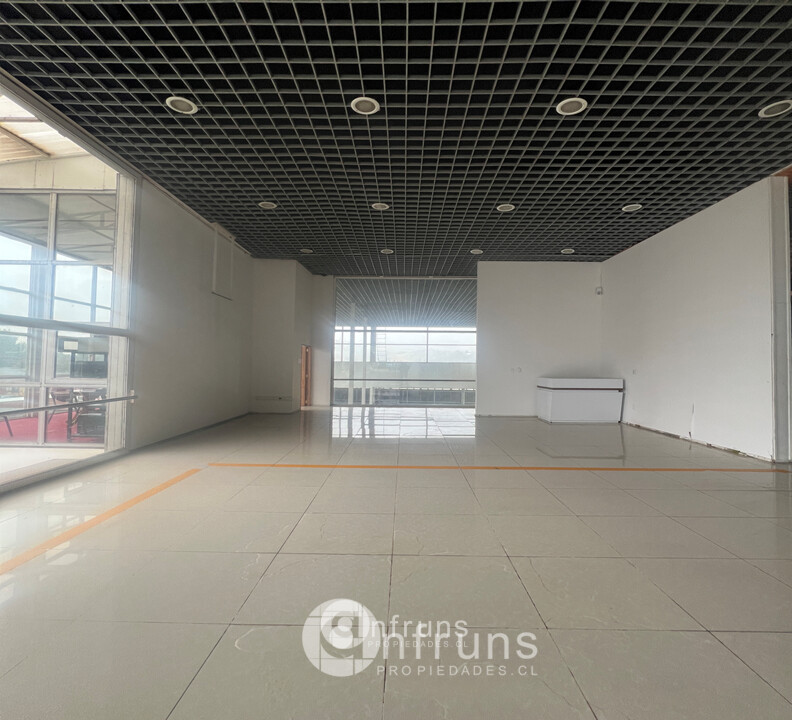 Local Comercial en Venta en Coyhaique | 15 Dormitorios | 5 Baños | 2002 m² | UF 400 - 8