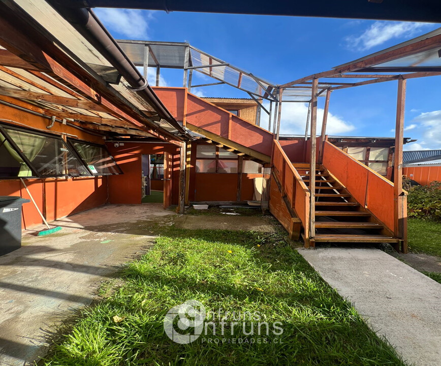Local Comercial en Venta en Coyhaique | 15 Dormitorios | 4 Baños | 286 m² | UF 12.120 - 8