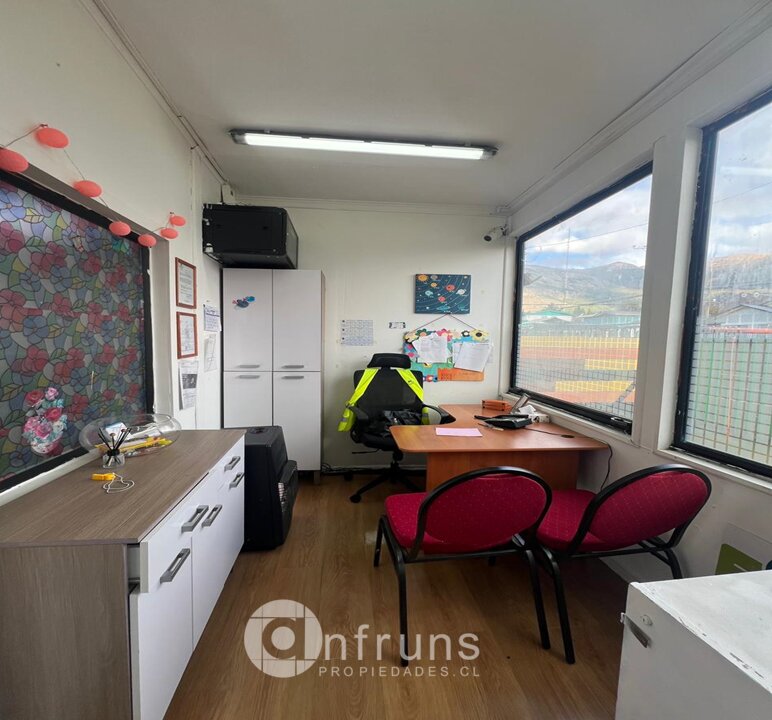 Local Comercial en Venta en Coyhaique | 15 Dormitorios | 4 Baños | 286 m² | UF 12.120 - 11