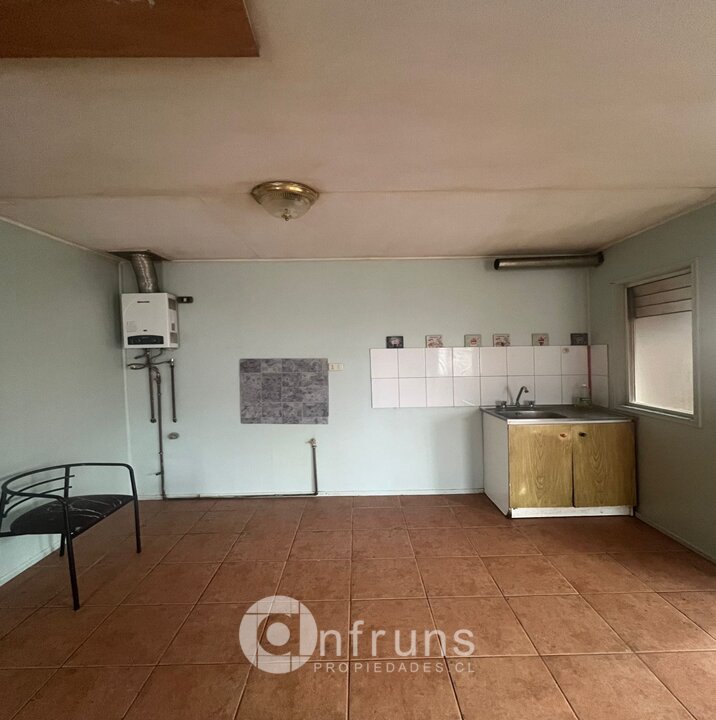 Casa en Venta en Coyhaique | 2 Dormitorios | 1 Baño | 65 m² | UF 1.999 - 4
