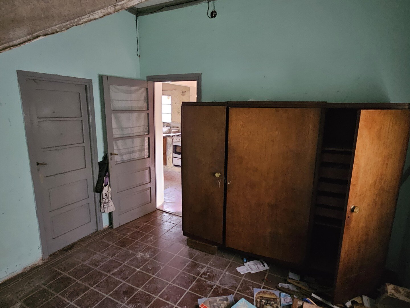 VENTA | Casa a refaccionar con jardín y espacio para vehículos - Junín 340 - 10