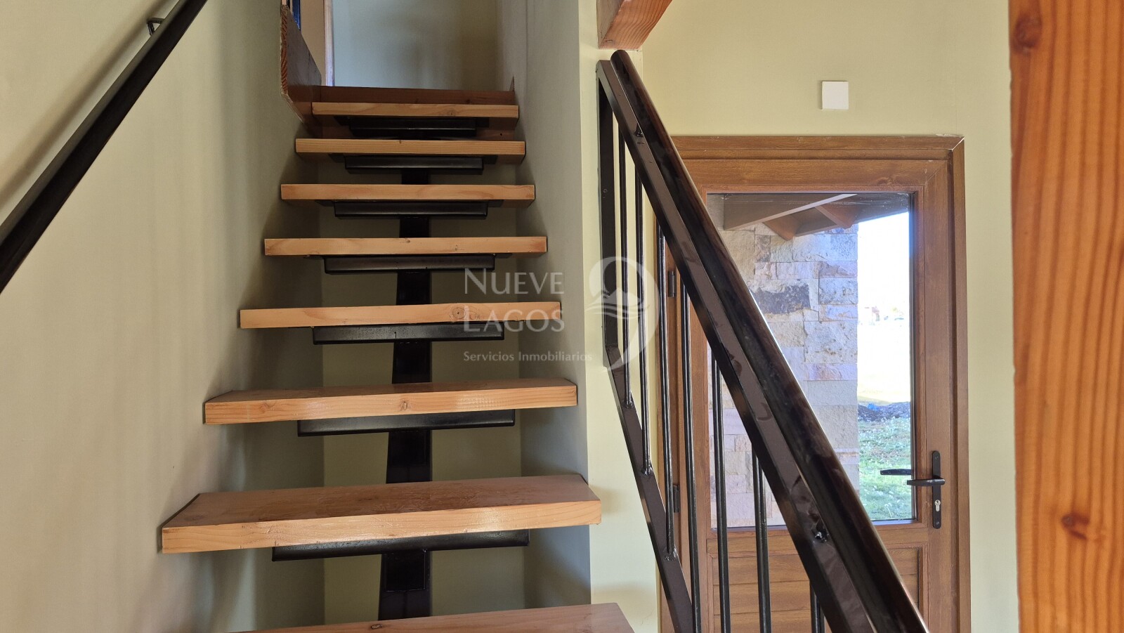 Venta duplex de tres ambientes a estrenar en Junín de los Andes - 10