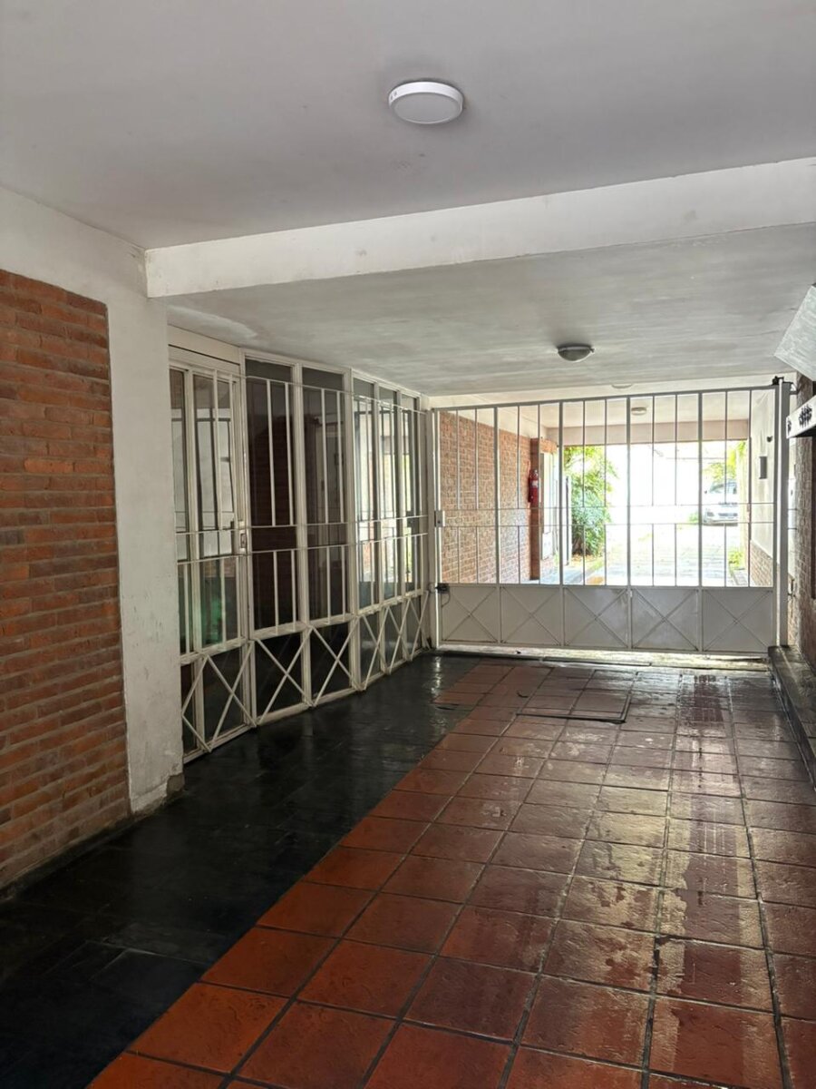 Excelente monoambiente en San Isidro - 11