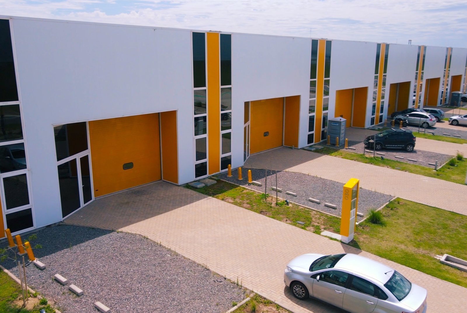 Ciudad Industria - Nave 500 m2 - 7
