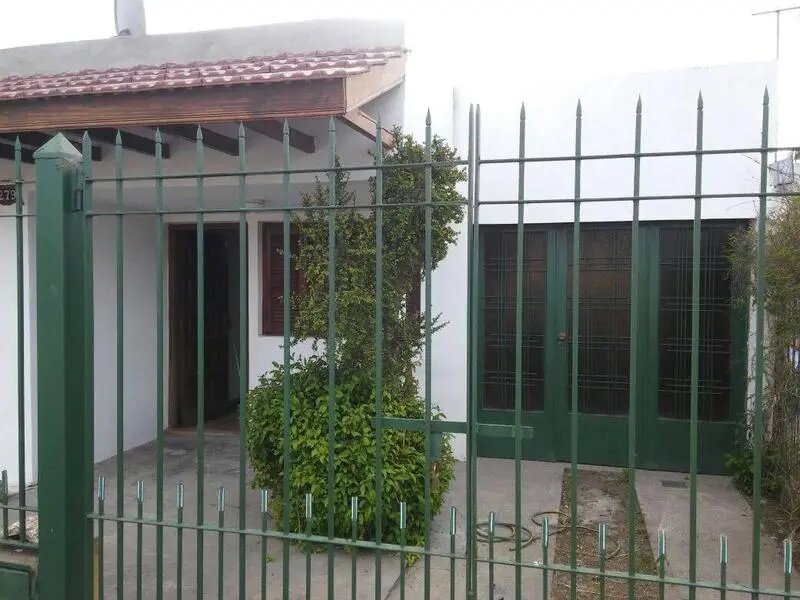 Venta Casa 2 Dormitorios Florencio Varela Con Cochera - 9
