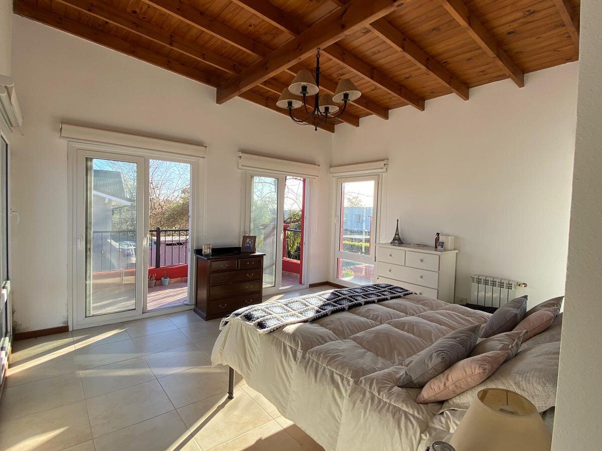 Venta Casa 3 dormitorios Pilar Santa Guadalupe Pilar del Este - 24