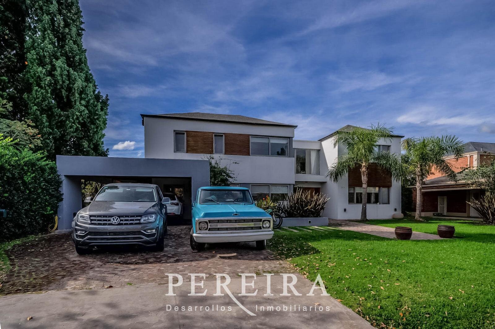 VENTA - Casa en Los Jazmines - Pilar del Este - 5 dormitorios - 6