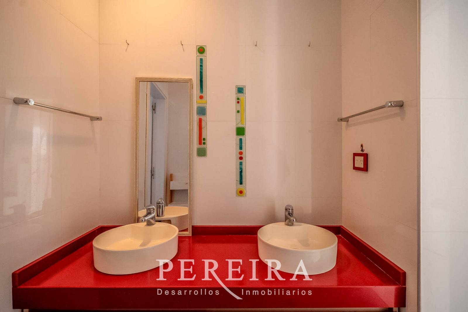 VENTA - Casa en Los Jazmines - Pilar del Este - 5 dormitorios - 83