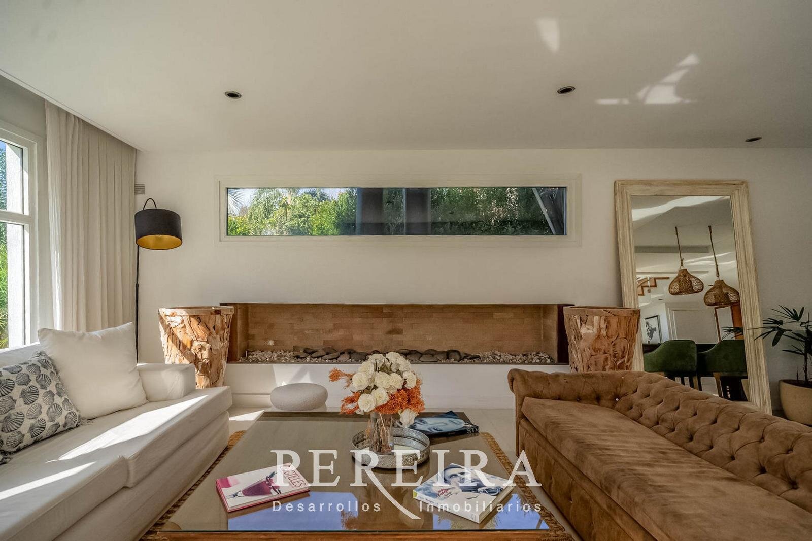 VENTA - Casa en Los Jazmines - Pilar del Este - 5 dormitorios - 19
