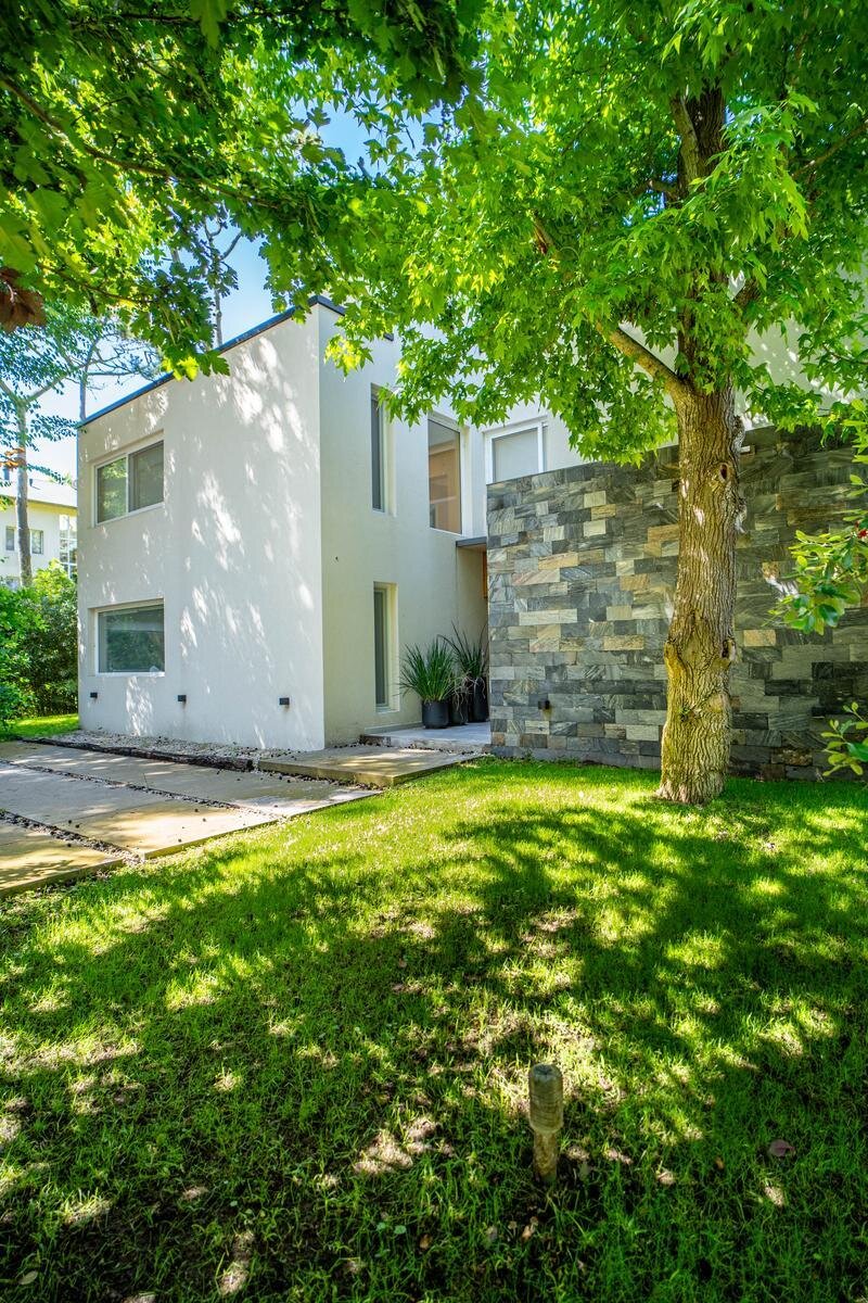 Venta Casa en Cariló , Pinamar excelente renta anual, y para disfrutar en familia - 3