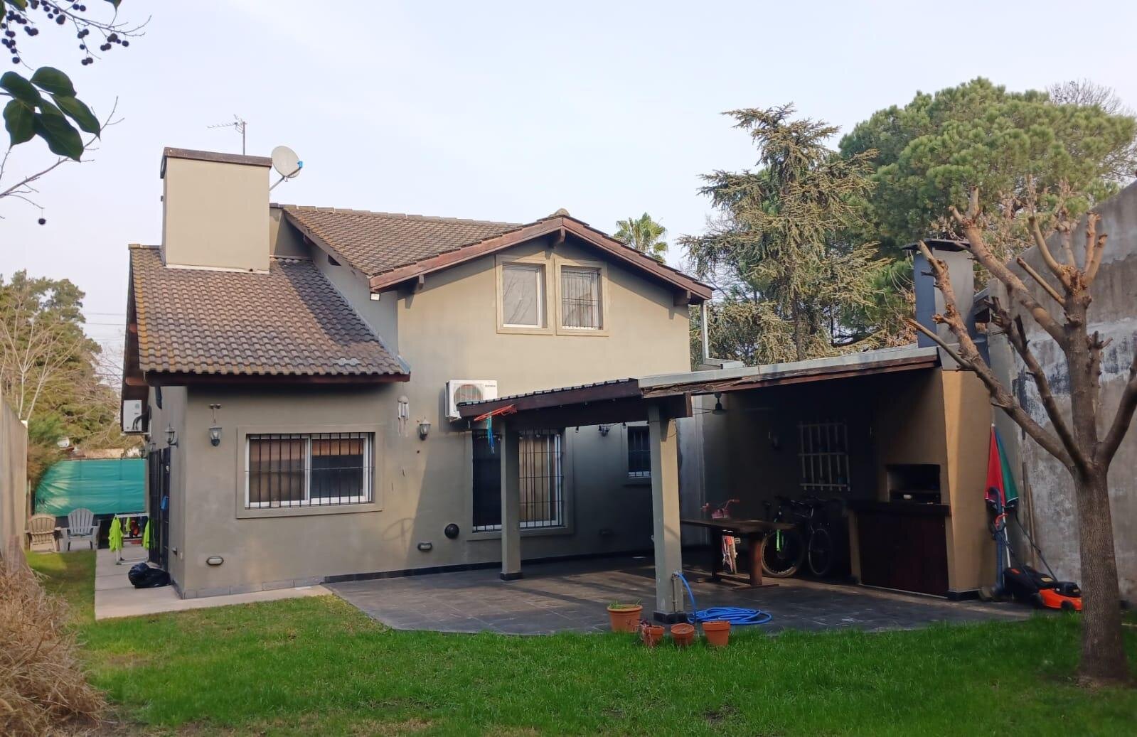 Venta Casa 4 dormitorios Pilar De Vicenzo grande Apta Crédito