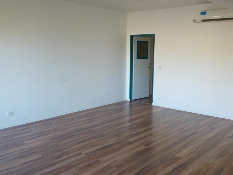 Venta Edificio Comercial en block en Pilar - Con Renta - 18