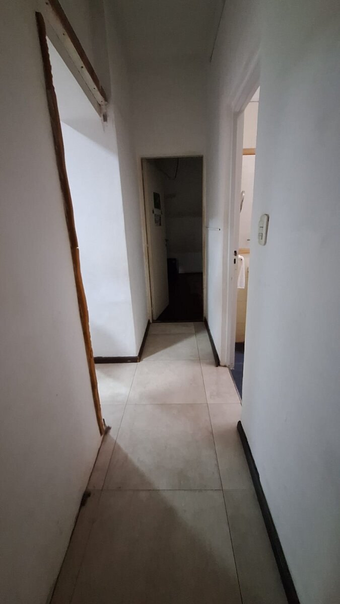 OPORTUNIDAD. Virasoro 2258 Interna unica. 3 Dormitorios - 9