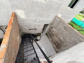 Departamentos de pasillo - Ibarlucea - Venta