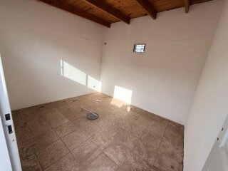 Departamentos de pasillo - Ibarlucea - Venta