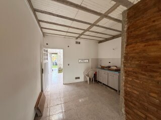 Departamentos de pasillo - Ibarlucea - Venta