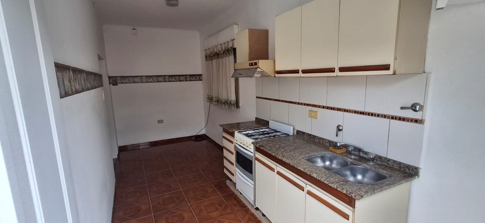 ROLDAN - CASA INTERNA EN ALQUILER - 5