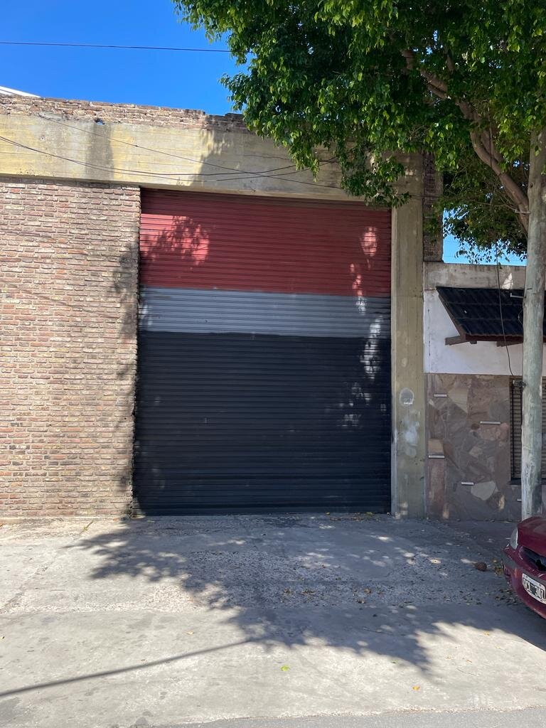 Velez Sarsfield 6764 - Galpón + Local Comercial | 380 m2 - 10