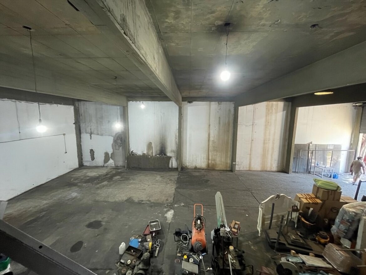 Velez Sarsfield 6764 - Galpón + Local Comercial | 380 m2 - 5