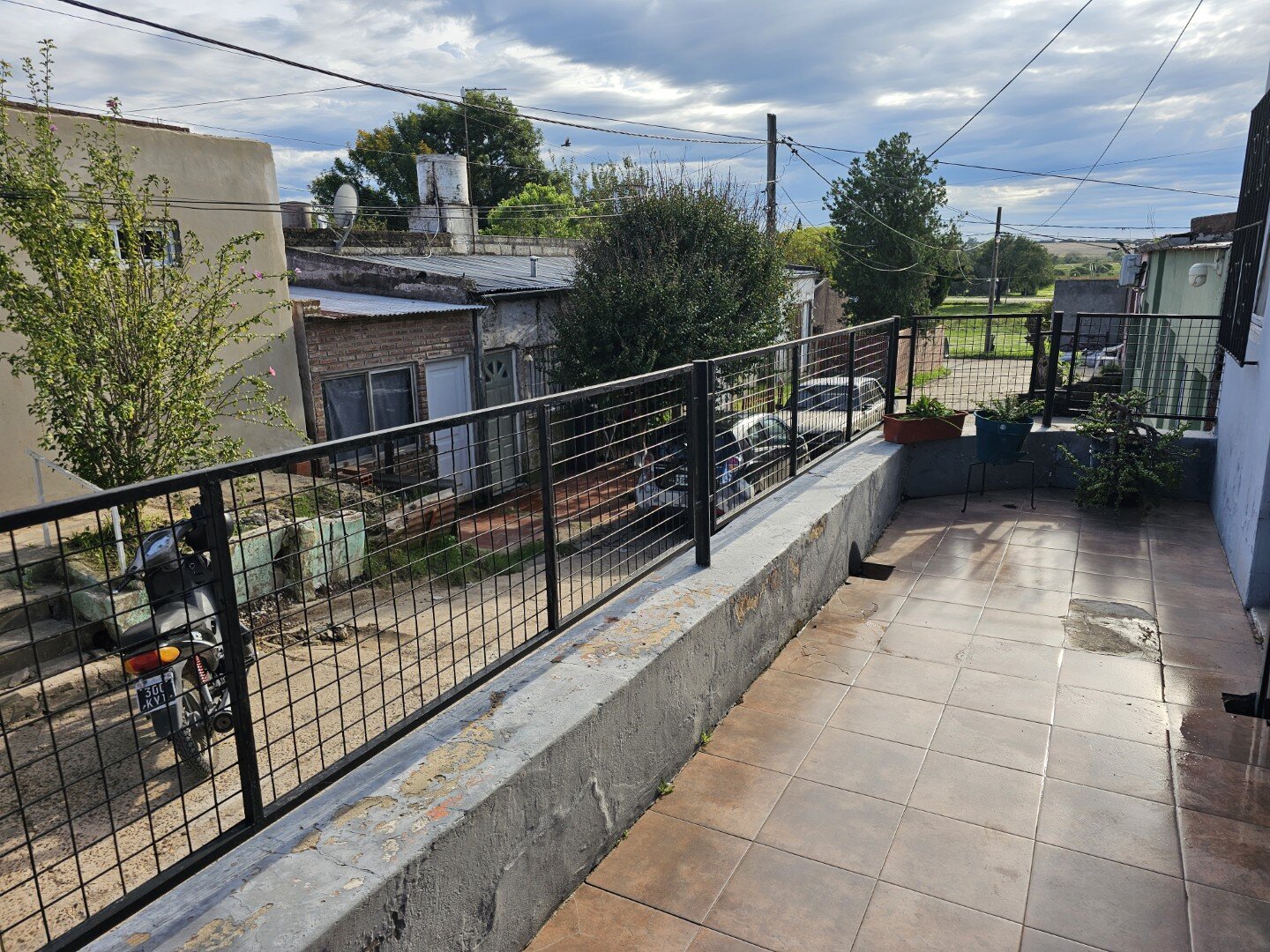 VENTA | Casa de 3 dormitorios con quincho- Barrio San Cayetano – Victoria, Entre Ríos - 2