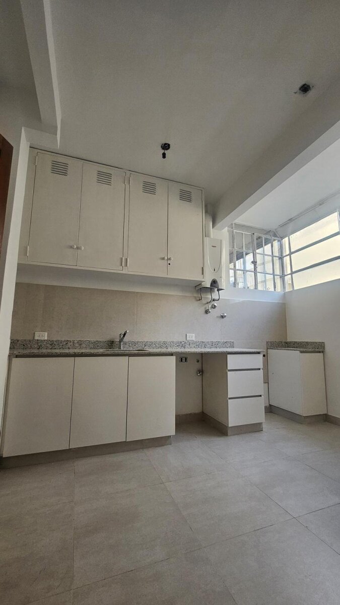 Santa Fe 1455 Piso 3 Departamento 5 - 19
