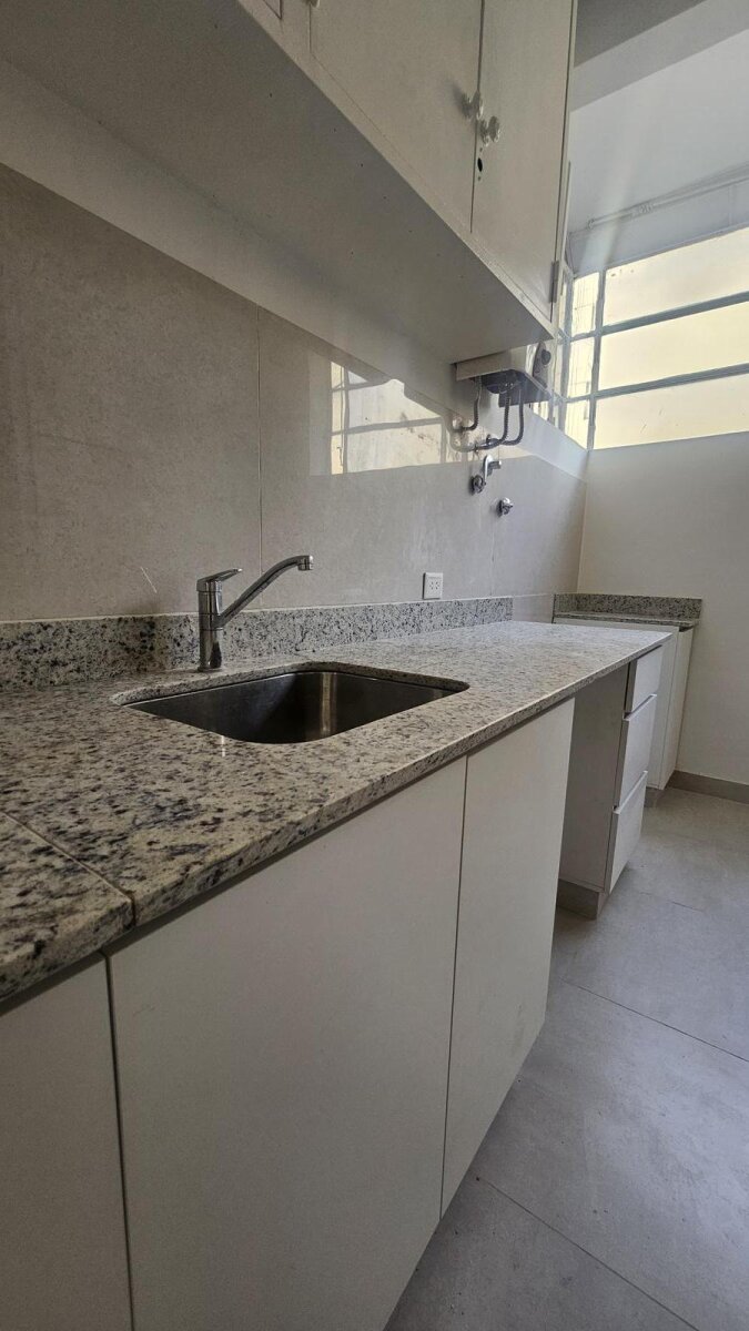 Santa Fe 1455 Piso 3 Departamento 5 - 17