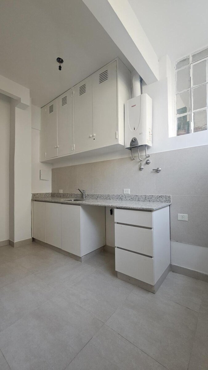 Santa Fe 1455 Piso 3 Departamento 5 - 18