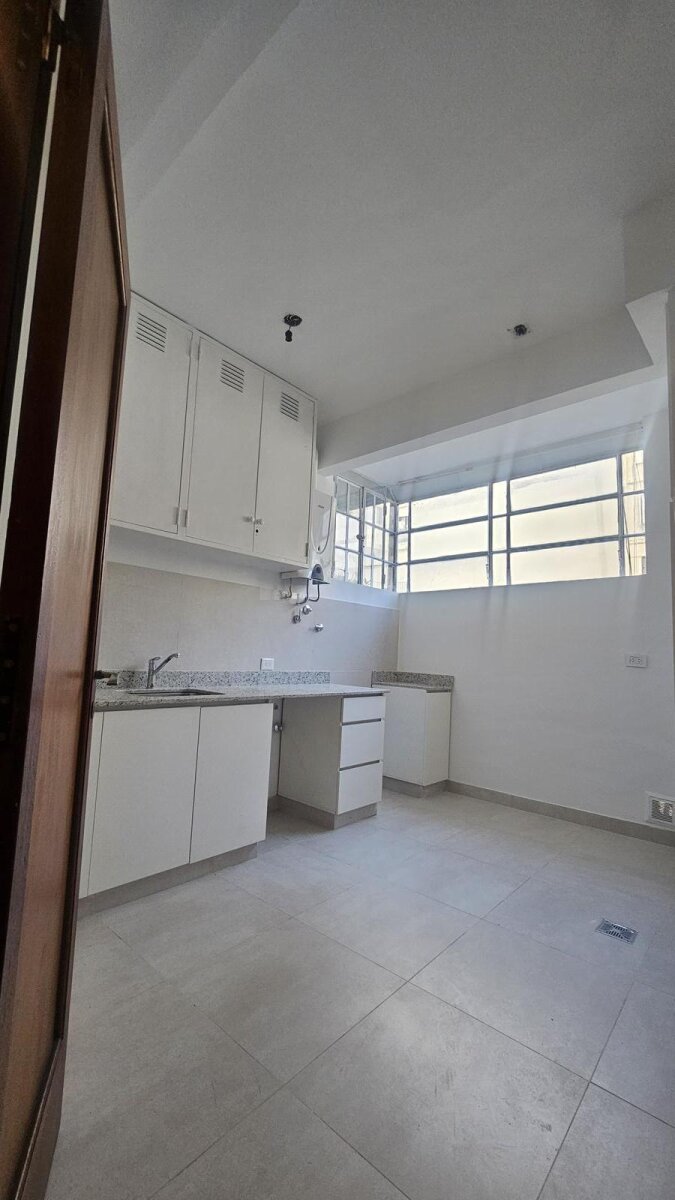 Santa Fe 1455 Piso 3 Departamento 5 - 16