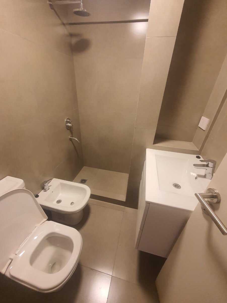 VENTA MONOAMBIENTE CON BALCÓN AL FRENTE- ZONA RÍO - 6