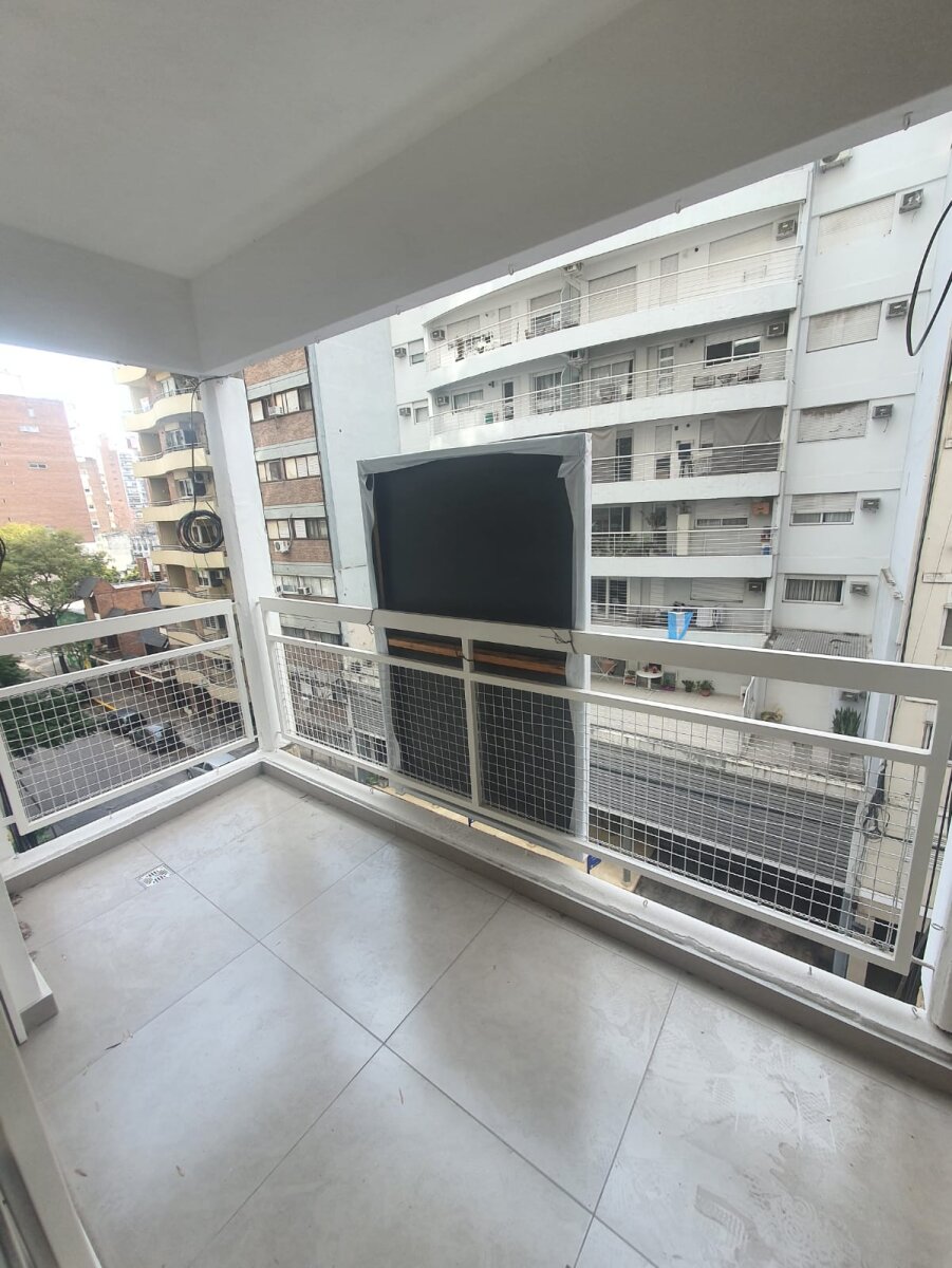 VENTA MONOAMBIENTE CON BALCÓN AL FRENTE- ZONA RÍO - 10