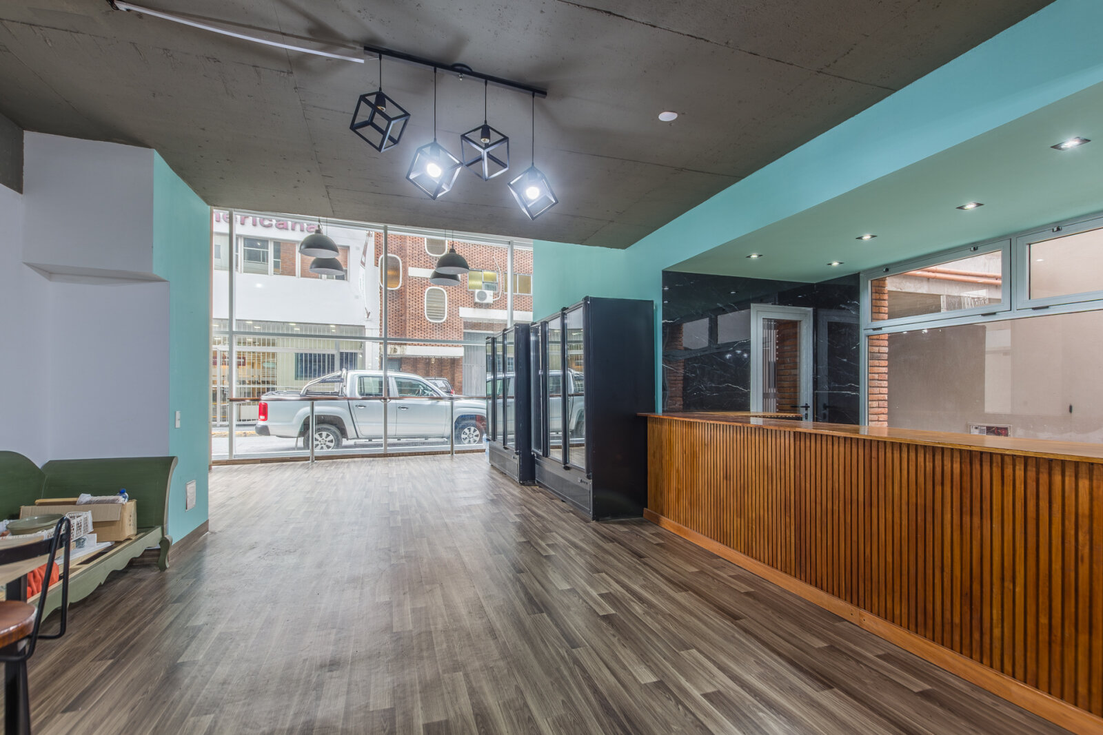 LOCAL COMERCIAL . DESARROLLADO EN PB Y 1° PISO — foto 12