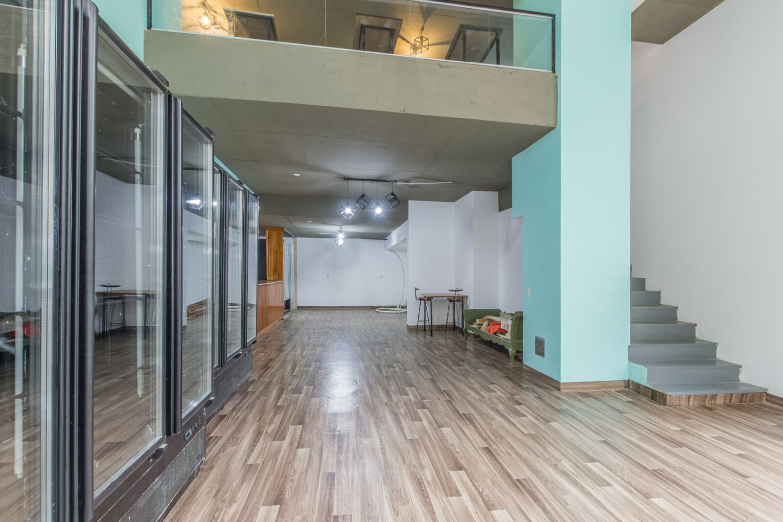 LOCAL COMERCIAL . DESARROLLADO EN PB Y 1° PISO — foto 3