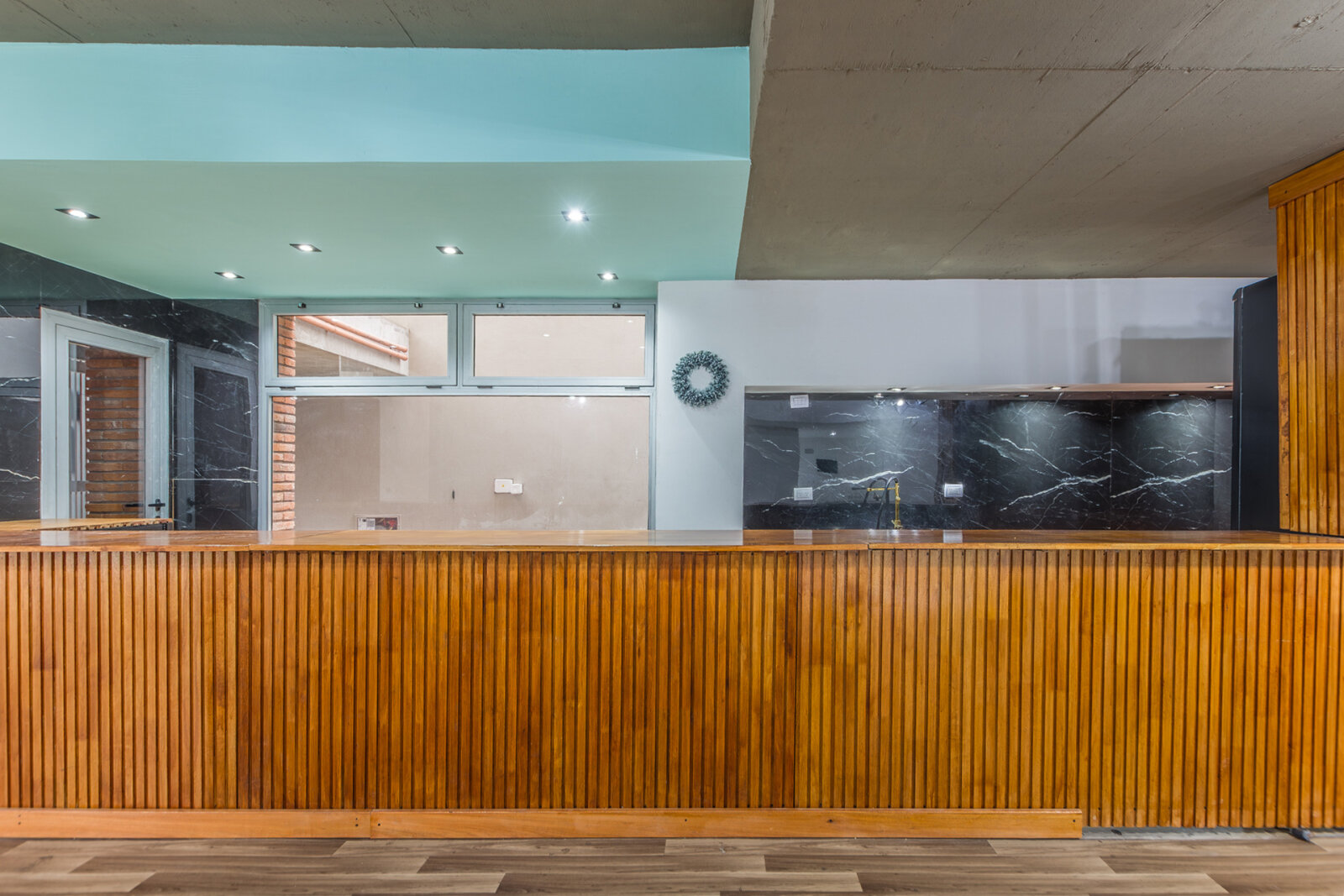 LOCAL COMERCIAL . DESARROLLADO EN PB Y 1° PISO — foto 14