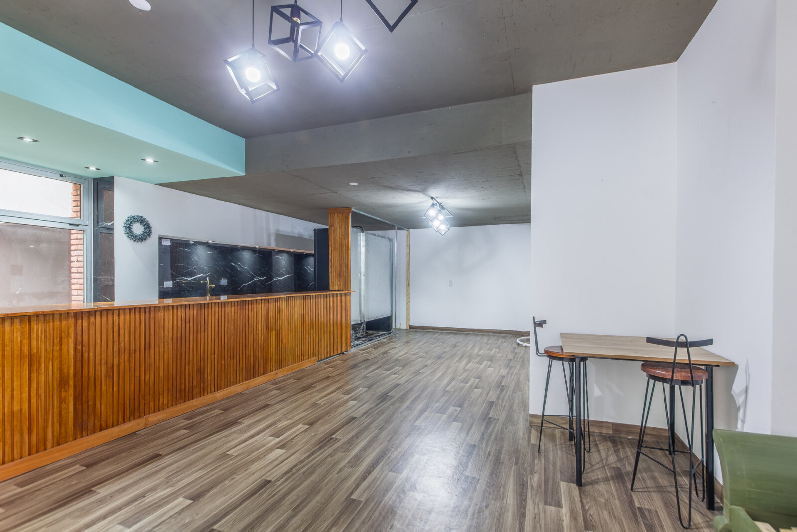 LOCAL COMERCIAL . DESARROLLADO EN PB Y 1° PISO — foto 5