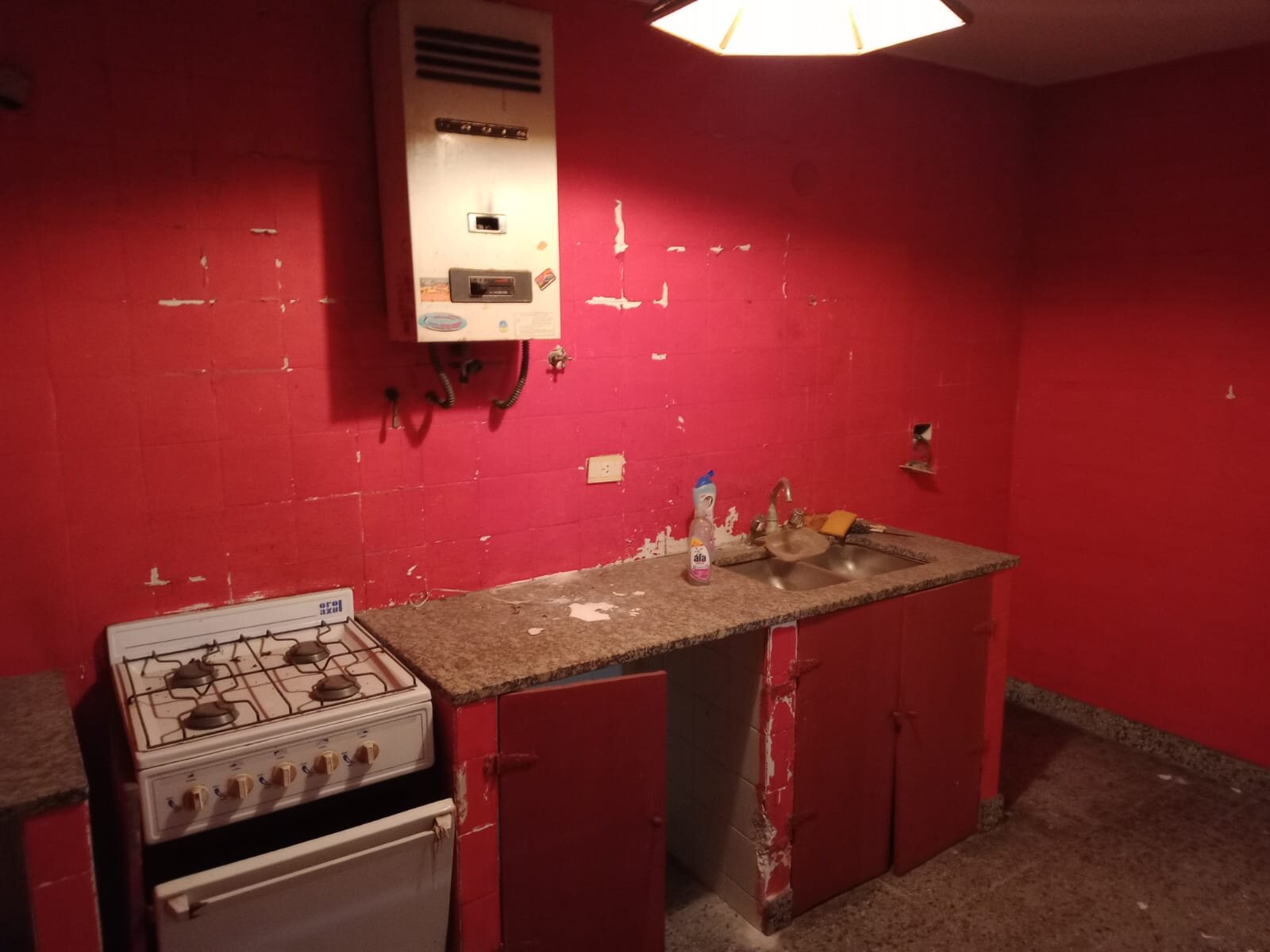 LOCAL CON VIVIENDA - 18