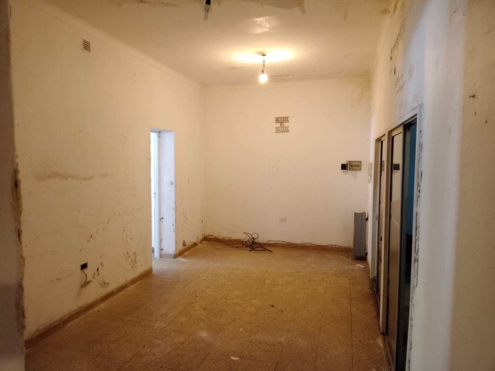 LOCAL CON VIVIENDA - 13