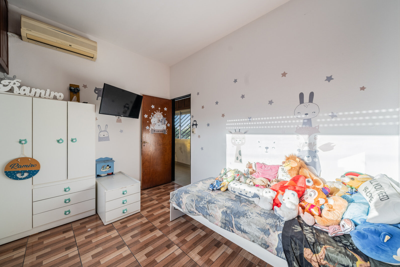 Casa | 4 ambientes | 2 plantas | Fondo Libre | Piscina | Castelar - 24